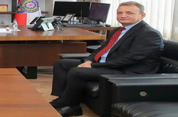 Baba Mersinli, 1996 yılında uluslararası dolandırıcılık davasında yargılanmış
