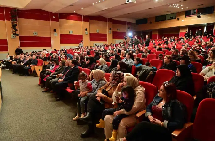 Bahçelievler’de Otizm Farkındalık Haftası’nda çocuklar performanslarını sergiledi
