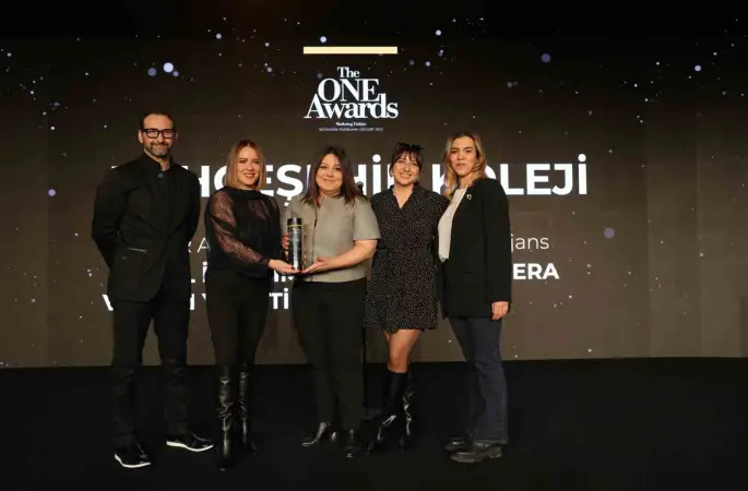 Bahçeşehir Koleji’ne The ONE Awards’tan "Yılın İtibarlısı" ödülü
