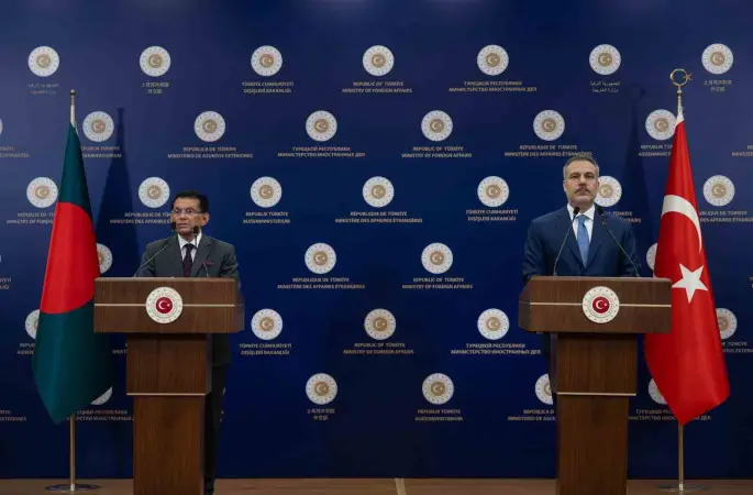 Bakan Fidan: "Türkiye bu devam eden haksız savaşta yer almak istememektedir"
