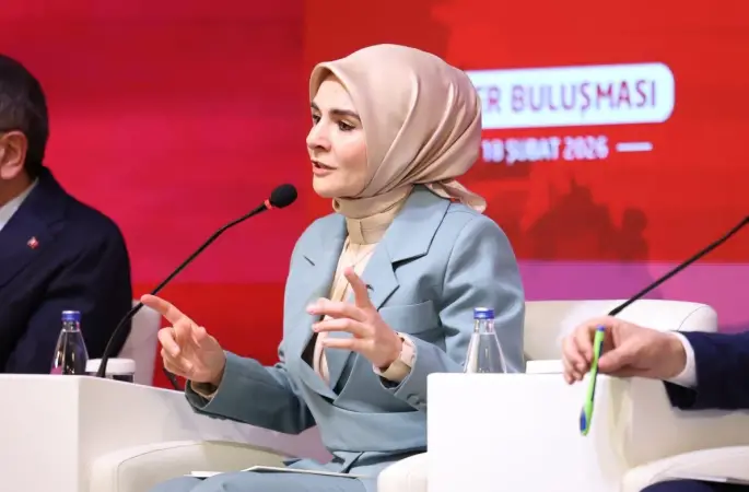 Bakan Göktaş: "Valilerimizle, 86 milyon vatandaşımızın her birine dokunan sosyal hizmet ağımızı güçlendirmek için çalışıyoruz"
