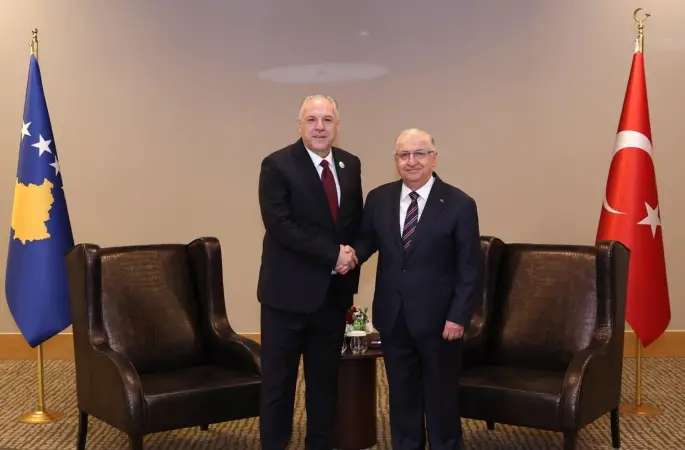 Bakan Güler, Kosova Başbakan Yardımcısı Damka ile görüştü
