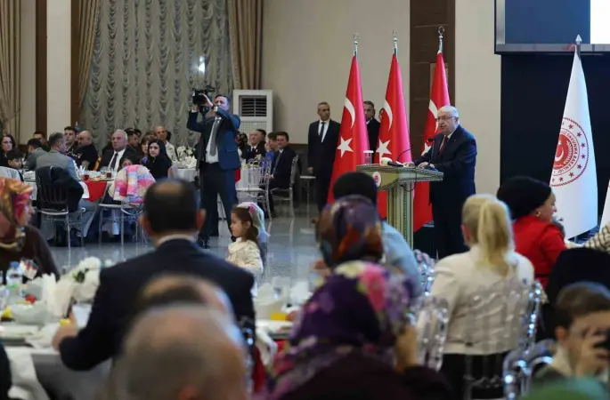 Bakan Güler: "Terörün ortadan kaldırılması tarihi bir sorumluluk olarak karşımızda durmaktadır"
