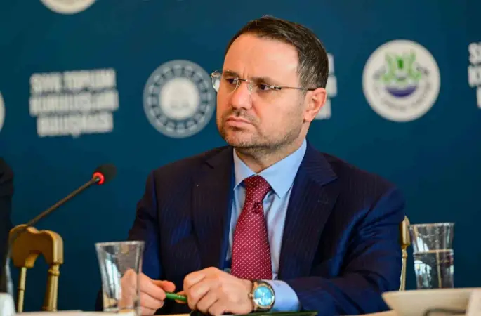 Bakan Gürlek, Edirne’de STK temsilcileriyle bir araya geldi: "Biz il ziyaretlerine çok önem veriyoruz"
