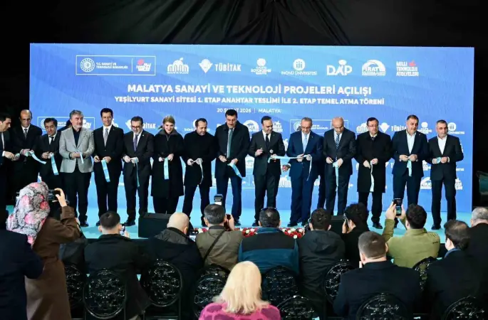 Bakan Kacır: "Teknoloji üreten ve geliştiren Türkiye idealini gerçeğe dönüştürdük"
