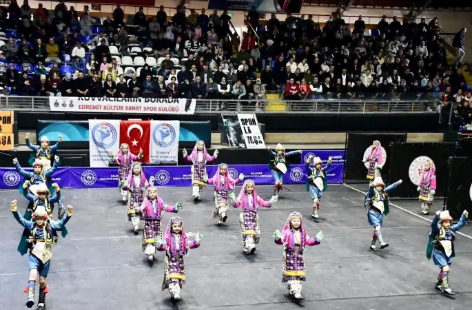 Balıkesir’de Halk Oyunları İl Birinciliği yapıldı
