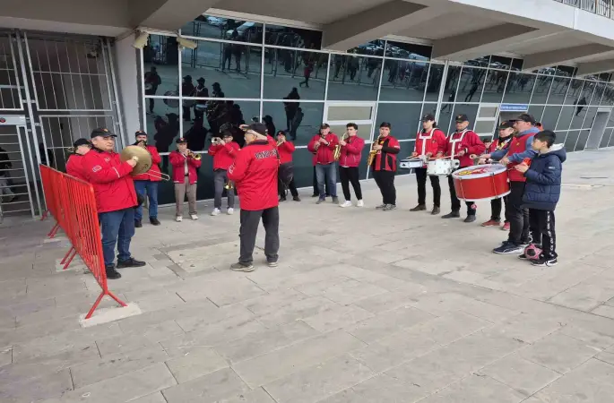 Bando EsEs’in kurucuları, Espana Cani’nin doğuş hikayesini anlattı
