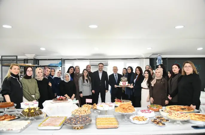 Başiskeleli kadınlar pastacılık sertifikalarını aldı
