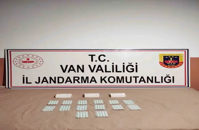Başkale’de 280 adet sentetik hap ele geçirildi
