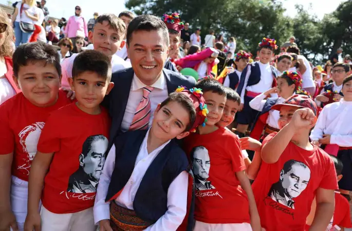 Başkan Acar: "Çocuklarımızın güvenle büyüdüğü bir geleceği kurmak hepimizin sorumluluğudur"
