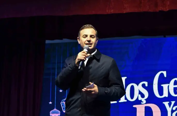 Başkan Ahmet Akın, Bigadiçlilerle iftar sofrasında buluştu
