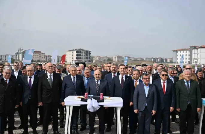 Başkan Akın: "Esnaf kazanırsa Balıkesir kazanır"
