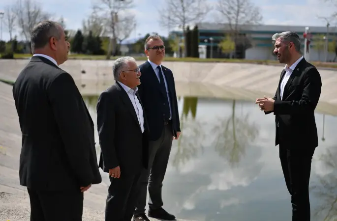 Başkan Büyükkılıç’tan Kayseri’ye İç Anadolu’nun en büyük Aquaparkı müjdesi
