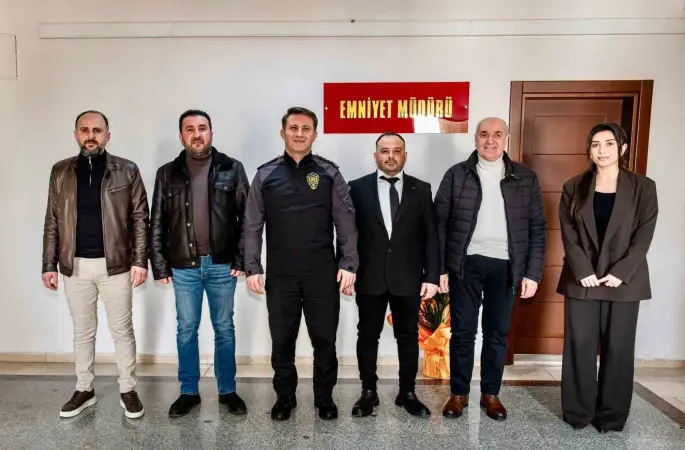 Başkan Dilek ve yönetiminden İl Emniyet Müdürü Çağlar’a ziyaret
