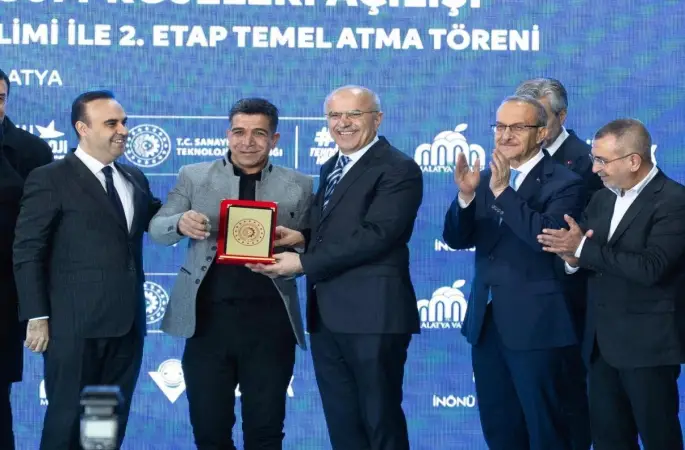 Başkan Er’den esnafa modern site müjdesi
