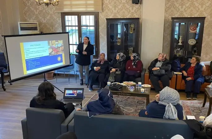 Başkan Kurnaz: "Diyetisyenlerimiz, kadınlarımızın hizmetinde"
