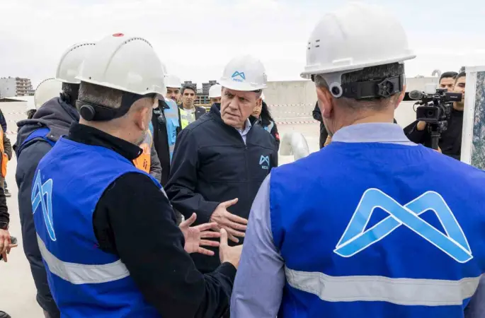 Başkan Seçer Mezitli İçmesuyu Şebekesi çalışmalarını yerinde inceledi
