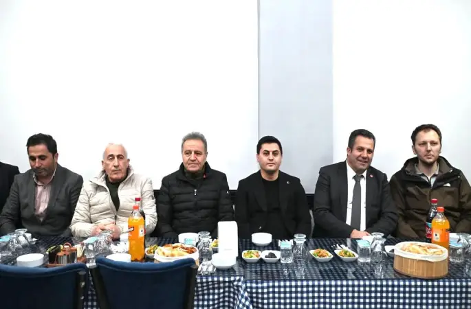 Başkan Yiğider, muhtarlarla iftarda buluştu
