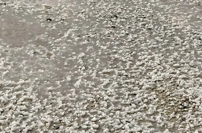 Batman’da dolu etrafı beyaza bürüdü
