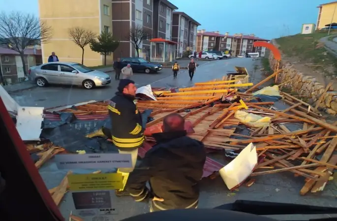 Bayburt için kuvvetli rüzgar ve fırtına uyarısı
