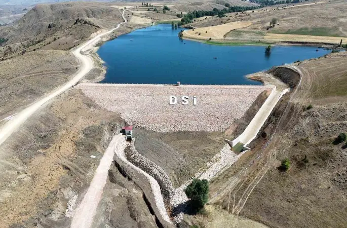 Bayburt’ta 64 bin dekar araziyi sulayacak projelerde çalışmalar sürüyor
