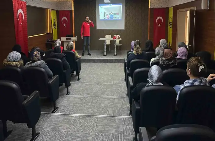 Bayburt’ta ‘Afet Bilinci’ eğitimi düzenlendi
