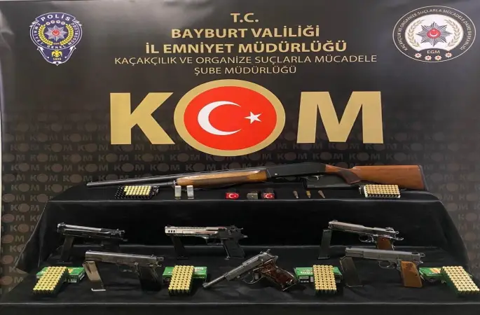 Bayburt’ta eğlence organizasyonlarında havaya ateş açanlara operasyon yapıldı
