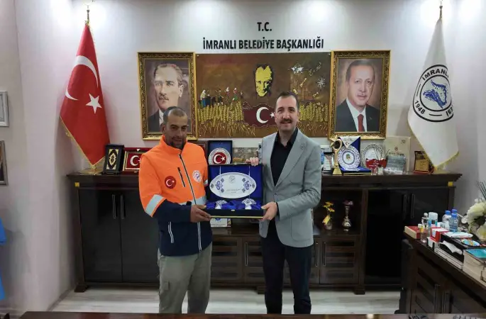 Belediye personeli haraketliyle yürekleri ısıttı
