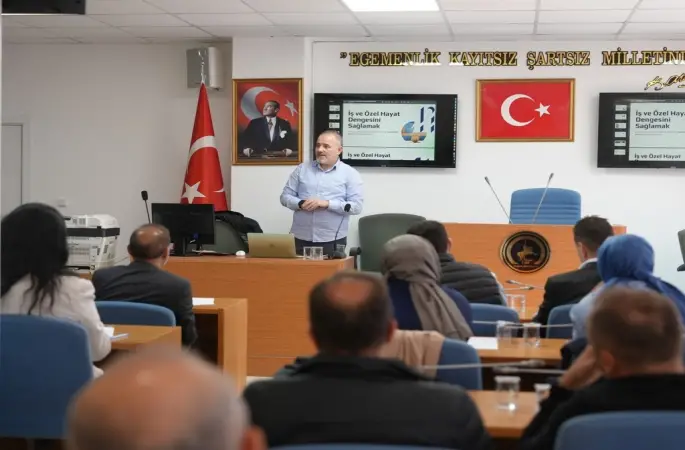 Belediye personeline ‘stres yönetimi’ eğitimi verildi
