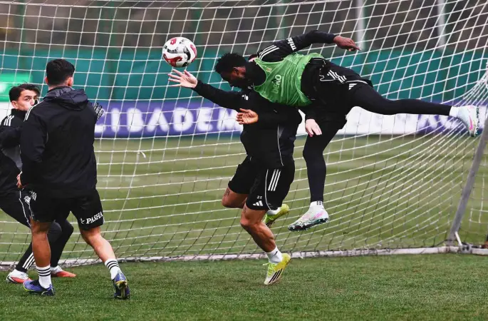Beşiktaş, Gençlerbirliği maçı hazırlıklarını tamamladı
