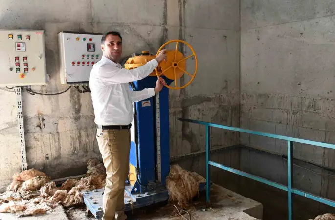 Beylikova Belediyesi barajı doldurdu, ekonomik tarımsal suyu arazilere ulaştırdı
