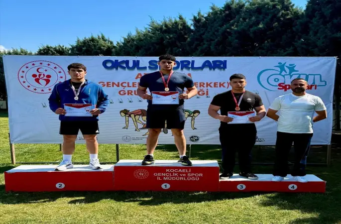 Bilecikli atlet sporcusu şampiyon oldu
