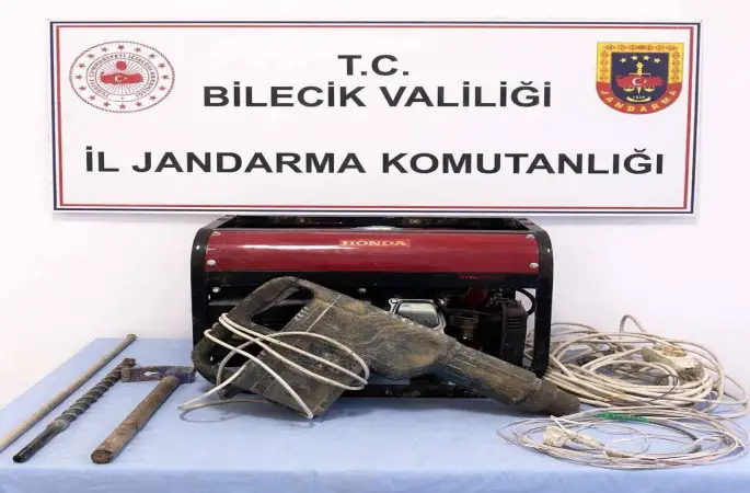 Bilecik’te kaçak kazı operasyonu: 2 şüpheli yakalandı
