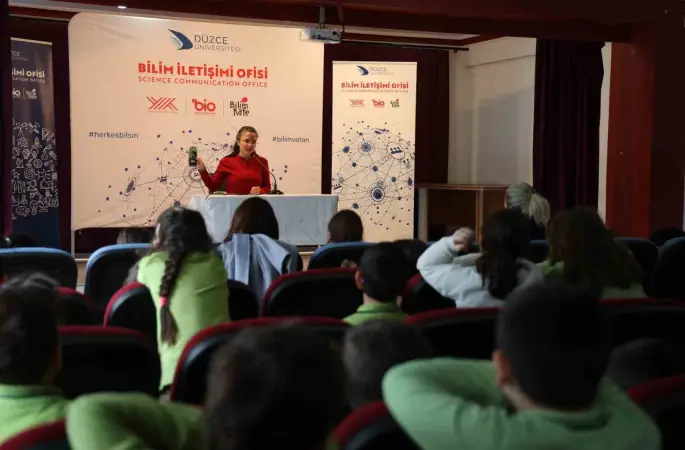 Bilim Kafe bu kez minik kalplere konuk oldu
