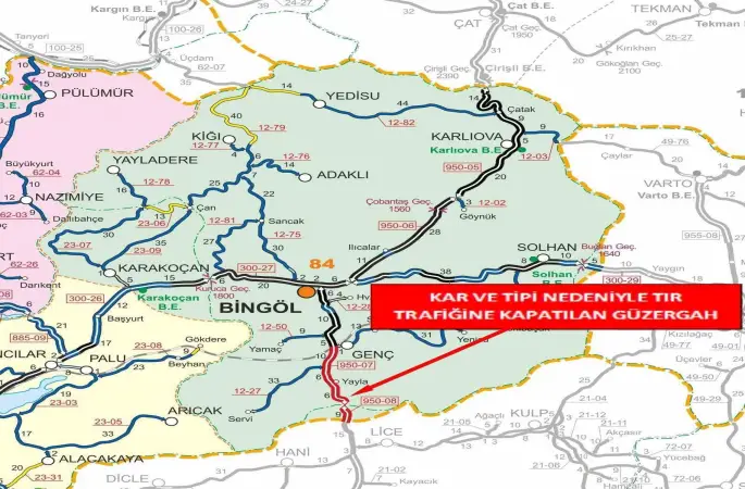 Bingöl’ün komşu 2 iline  tır  trafiği kapatıldı
