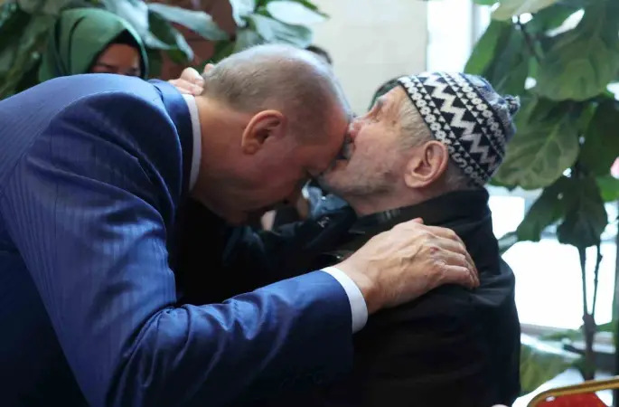 Bir asırlık ömre tanıklık eden Yılmaz’dan, Erdoğan’a anlamlı sözler: "O benim manevi torunum"
