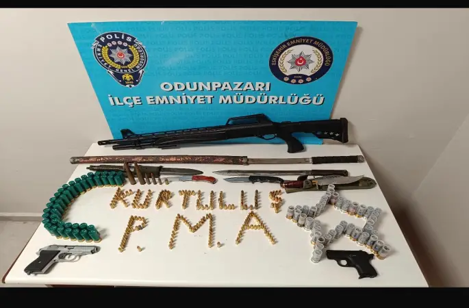 Bisikletle çarptığı vatandaşı tehdit eden şahsın tutuklandı
