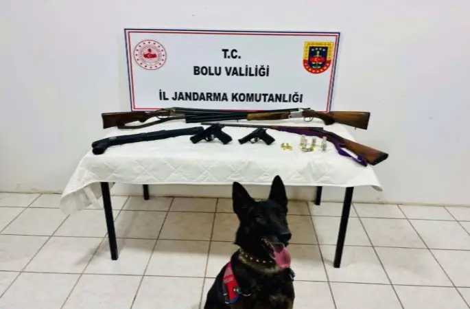 Bolu’da düğünde silahla ateş açan 2 şüpheli tutuklandı
