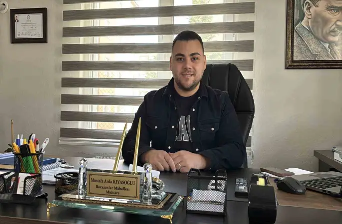 Bolu’da eski muhtara kayıp bilgisayar için zimmet davası: "Kırıldı çöpe attım" dedi
