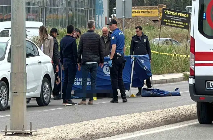 Boşanma aşamasındaki eşini sokak ortasında öldüren zanlının kardeşiyle mesajlaşması ortaya çıktı
