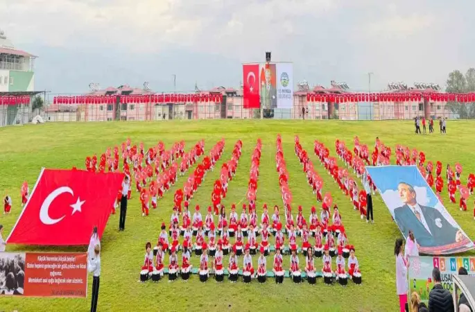 Bozdoğan’da 23 Nisan yağmura rağmen coşkuyla kutlandı
