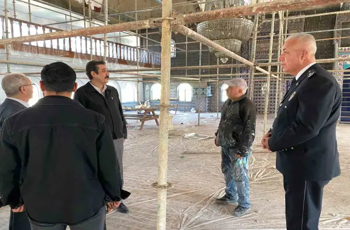 Bozyazı’da yangında zarar gören camide çalışmalar devam ediyor
