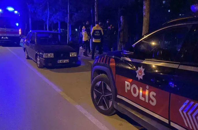 Burdur’da 17 yaşındaki gençlerin kavgası kanlı bitti: 2 yaralı
