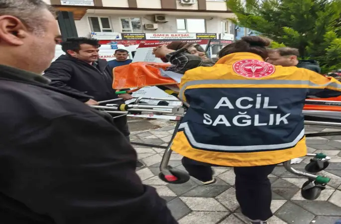 Burdur’da çay bahçesinde bıçaklı kavga: 1 yaralı
