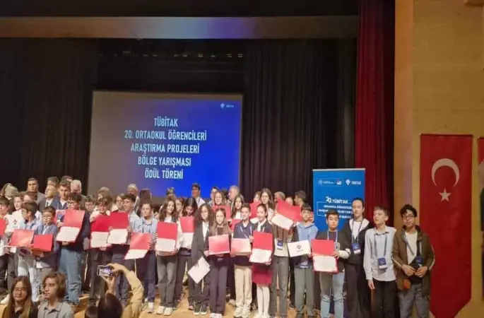 Burhaniyeli öğrenciler bölge üçüncüsü oldular
