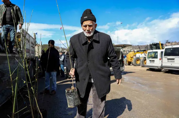 Bursa Büyükşehir’le kırsal büyüyor, çiftçi güçleniyor
