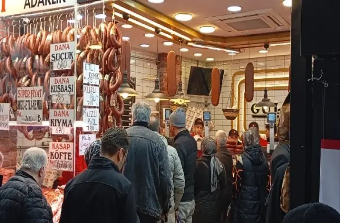 Bursa’da bayram öncesi kasaplarda yoğunluk
