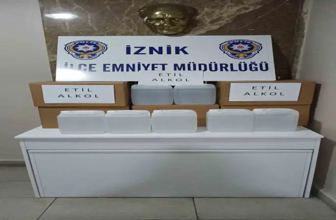 Bursa’da sahte alkol operasyonu: 135 litre etil alkol ele geçirildi
