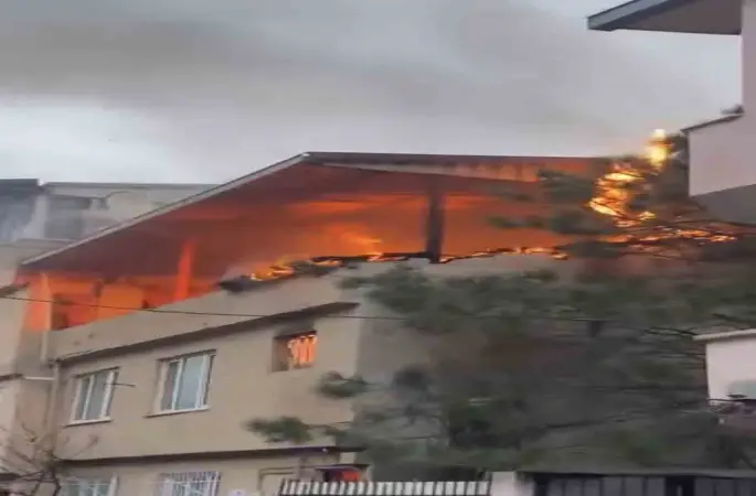 Bursa’da yangında daire alev topuna döndü

