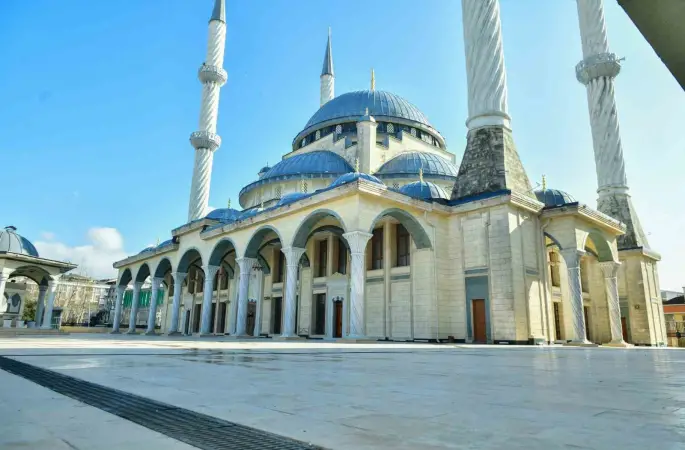 Büyük Osmanlı Camisi’nin 10 yıllık sorunu tarih oldu
